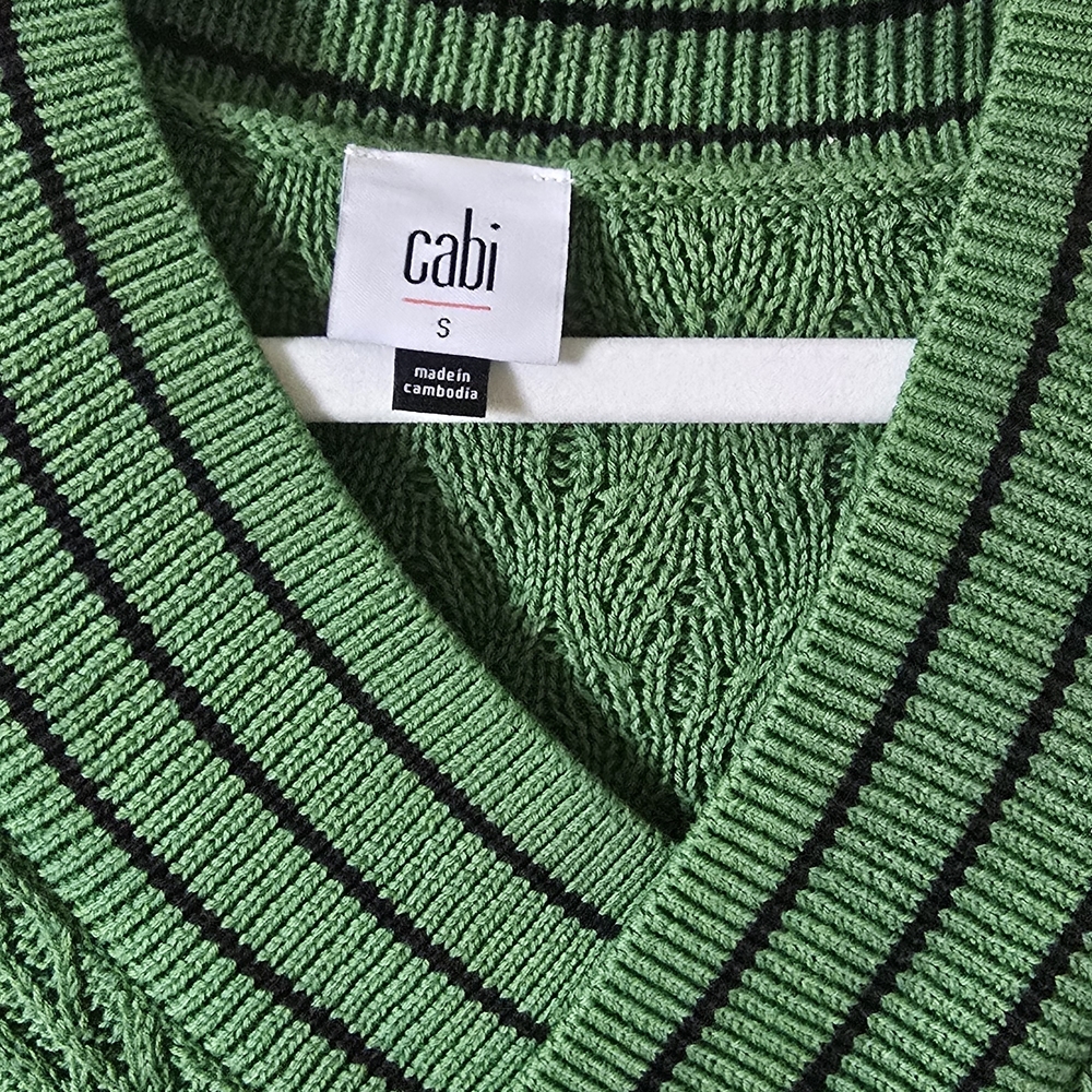 CAbi Green Cable Knit V-Neck Sweater - Picture 2 of 4